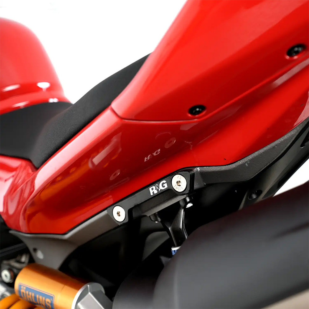 Rear Foot Rest Blanking Plates for Ducati Streetfighter V2(S) 25- & Panigale V2(S) 25- (Pair) R&G - Image 1