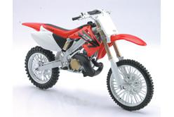 1:12 Scale Model CR250 - Image 1