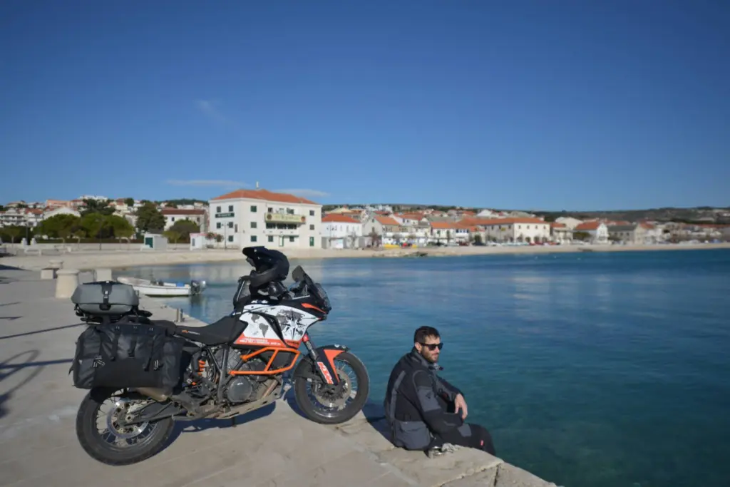 Giant Loop Round the World Panniers Black