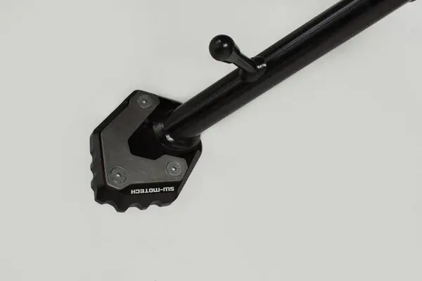 SIDE STAND FOOT EXTENSION SW MOTECH SIDE STAND EXTENSION MADE OF ALUMINUM ALLOY AND CNC MILLED.
