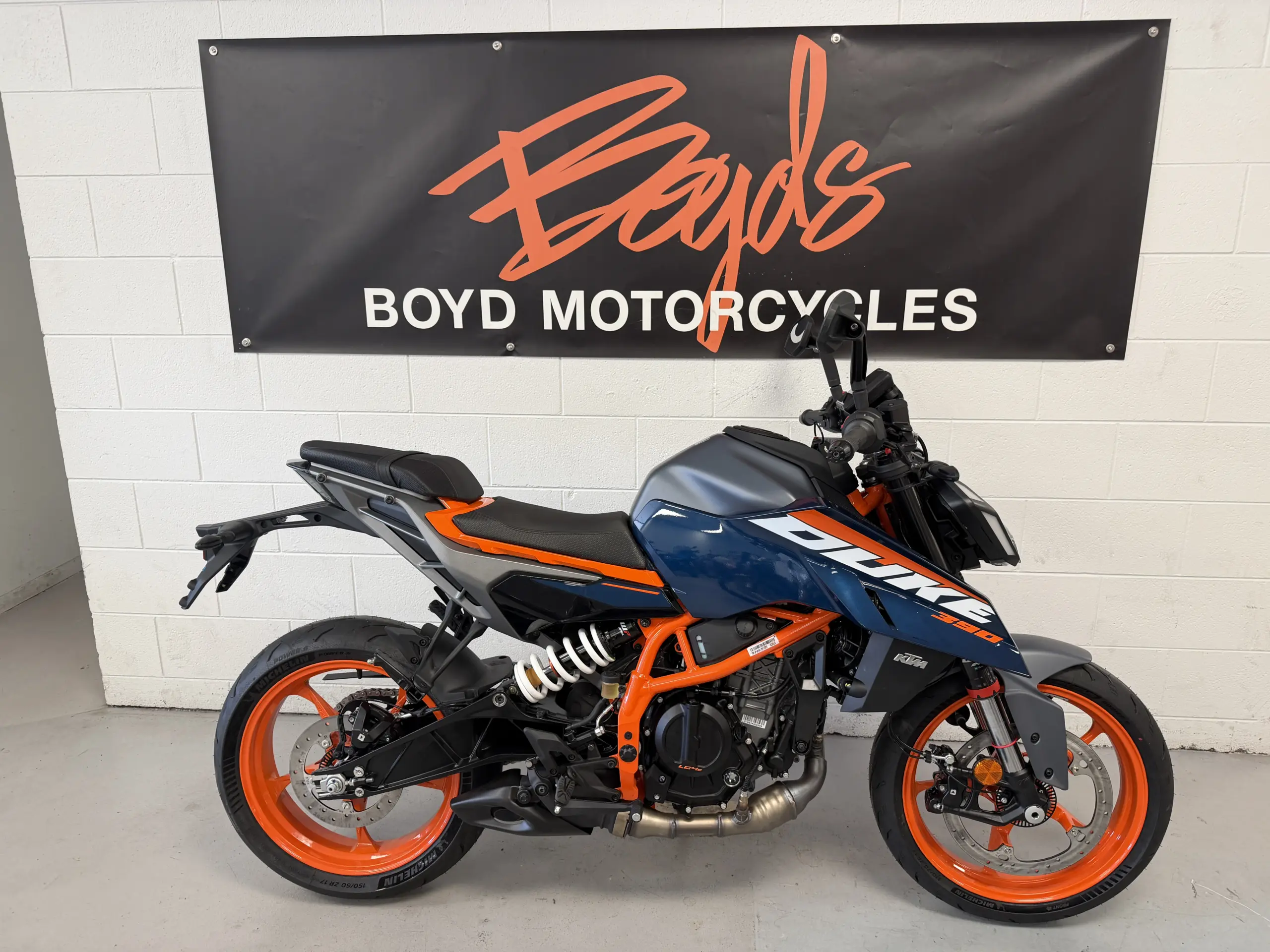 KTM 390 DUKE 25
